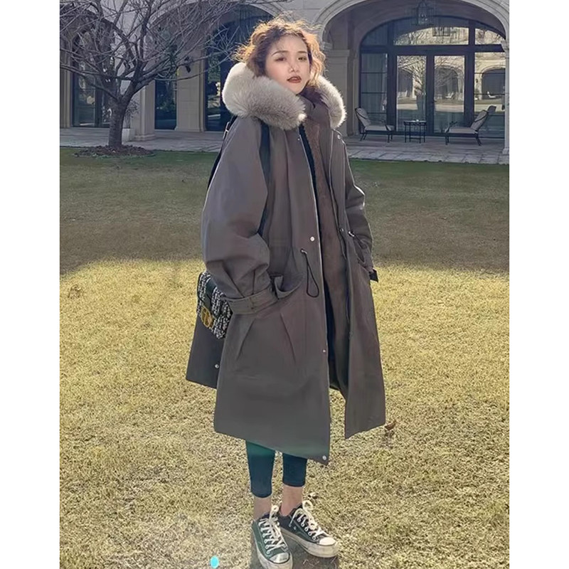 宽松派克服棉服女连帽中长款