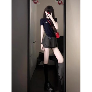 日系夏季小个子穿搭黑色短袖polo领上衣百褶短裙可盐可甜两件套女