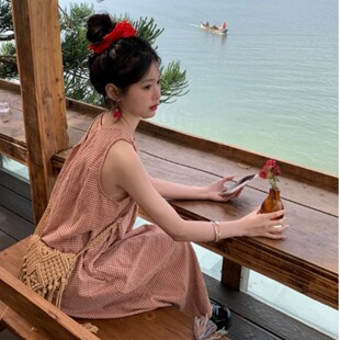 韩系甜美格子压褶圆领连衣裙女夏季 A字背心裙 2025新款 宽松中长款