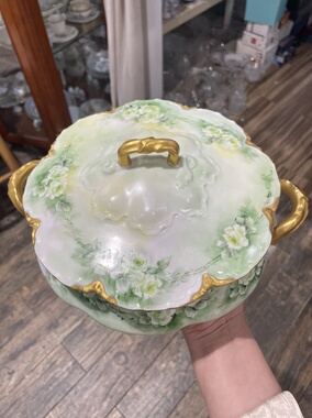 华丽洛可可风手绘绿色玫瑰带盖汤碗大容量