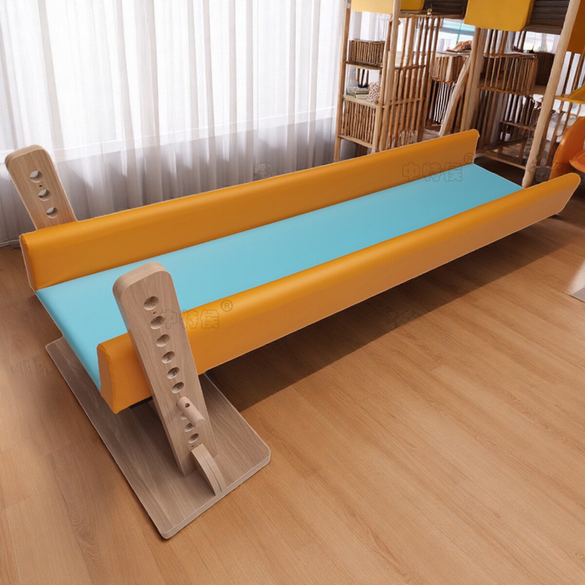 婴儿腹爬槽杜曼爬行槽宝宝礼物