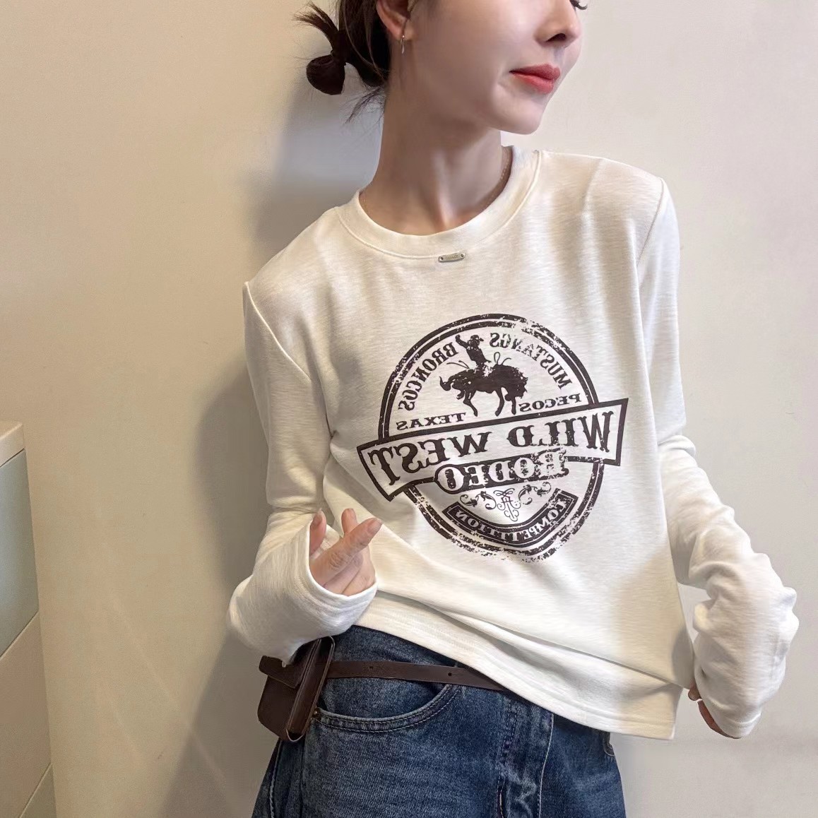 加绒西部印花长袖T恤圆领宽松秋冬保暖亲肤复古休闲内搭外穿上衣