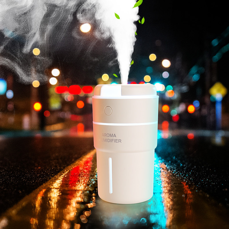 香薰加湿器迷你usb家用静音卧室孕妇婴儿空气补水喷雾车载小型办公室抖音同款便携式大容量易拉罐