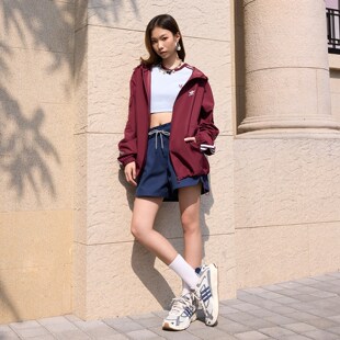 Adidas阿迪达斯三叶草男女款2026春季新款防风运动连帽外套KV8848
