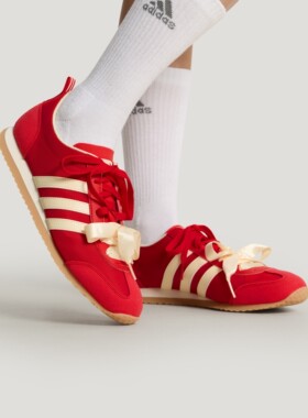 「冰淇淋T头鞋」adidas阿迪达斯粉彩风薄底板鞋 VS JOG 2.0KH7661