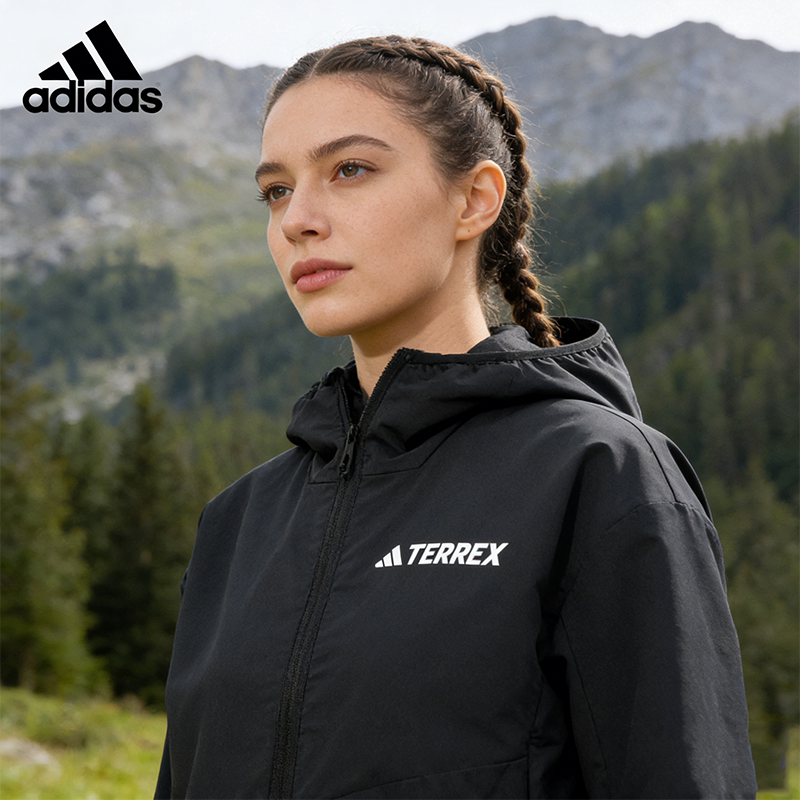 阿迪达斯正品女士运动服2025秋冬款adidas休闲简约夹克外套IX1487