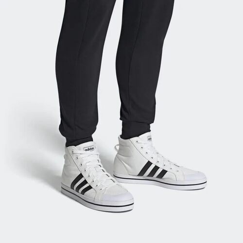 adidas男款时尚轻便中帮休闲板鞋