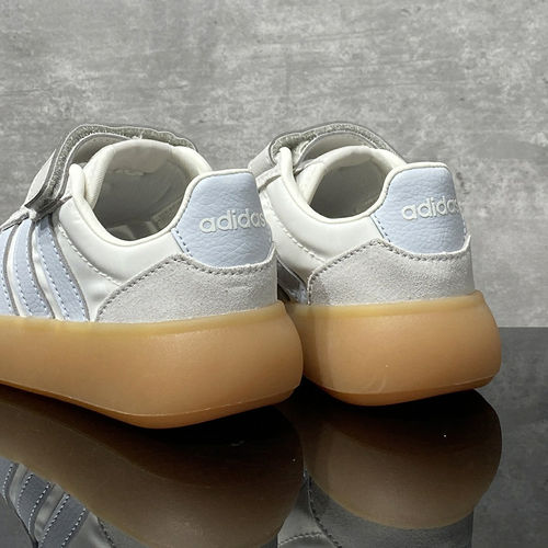 「T头鞋」adidas阿迪达斯小童流光风板鞋 BARREDA DECODE JR0771
