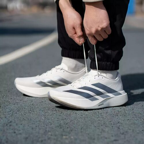 阿迪达斯新款男竞速跑步鞋KI6900