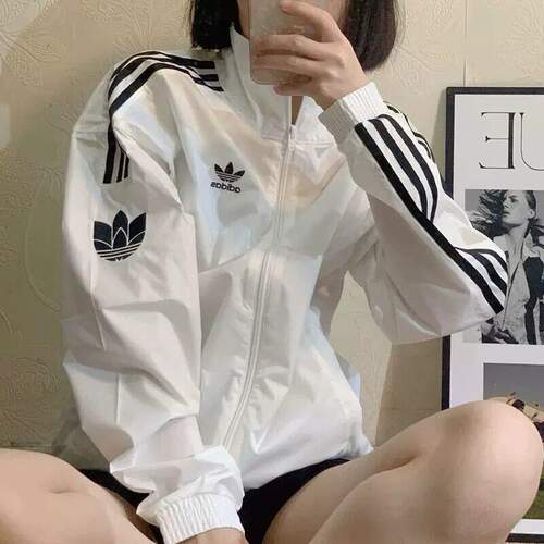 阿迪达斯三叶草男女运动服速干透气三条纹休闲立领夹克外套JI7535