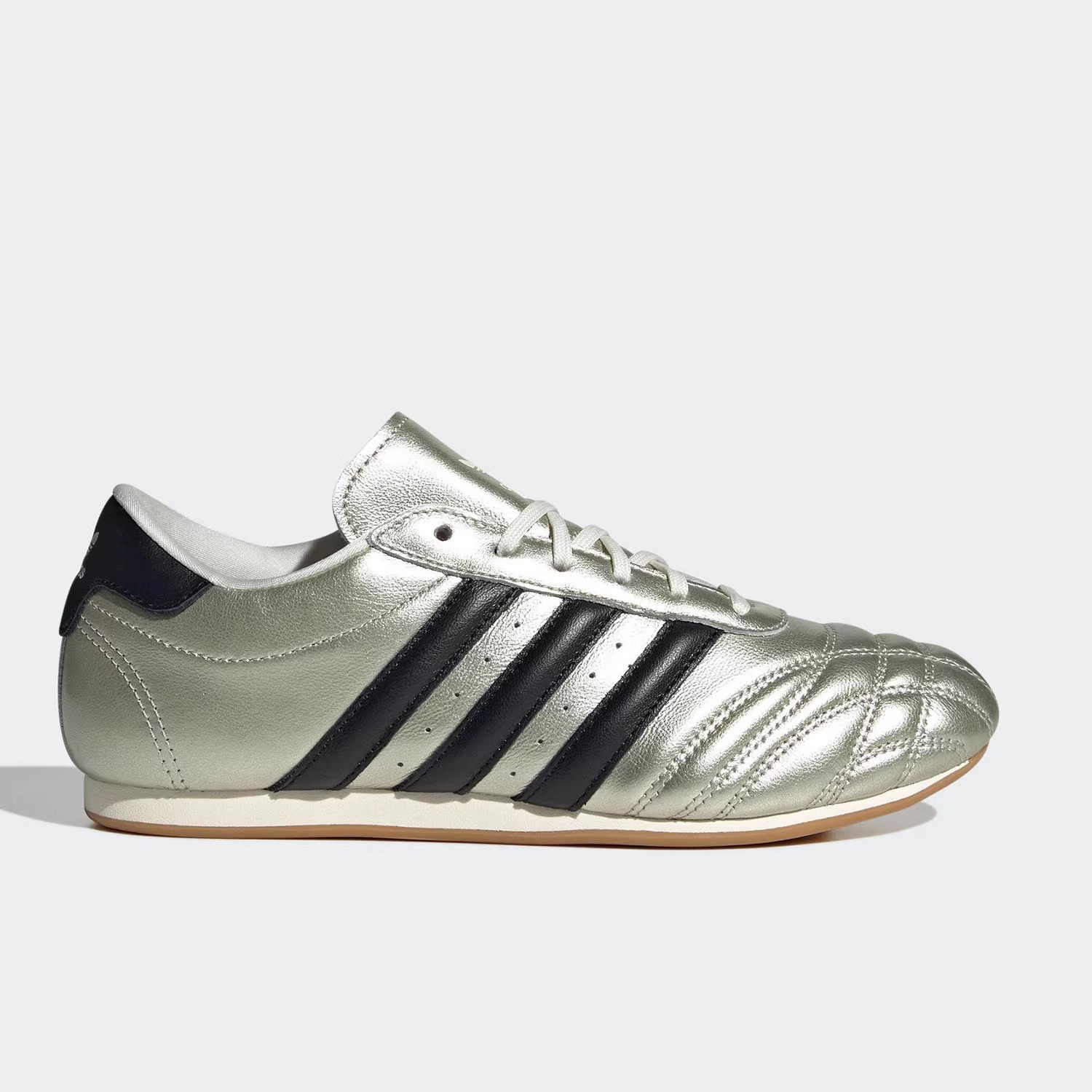 Adidas新款夏季款休闲复古薄底鞋