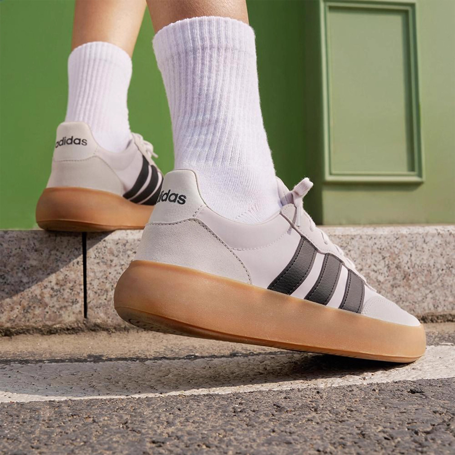 adidas阿迪达斯正品男女运动休闲板鞋新款德训鞋果冻T头鞋JQ6675