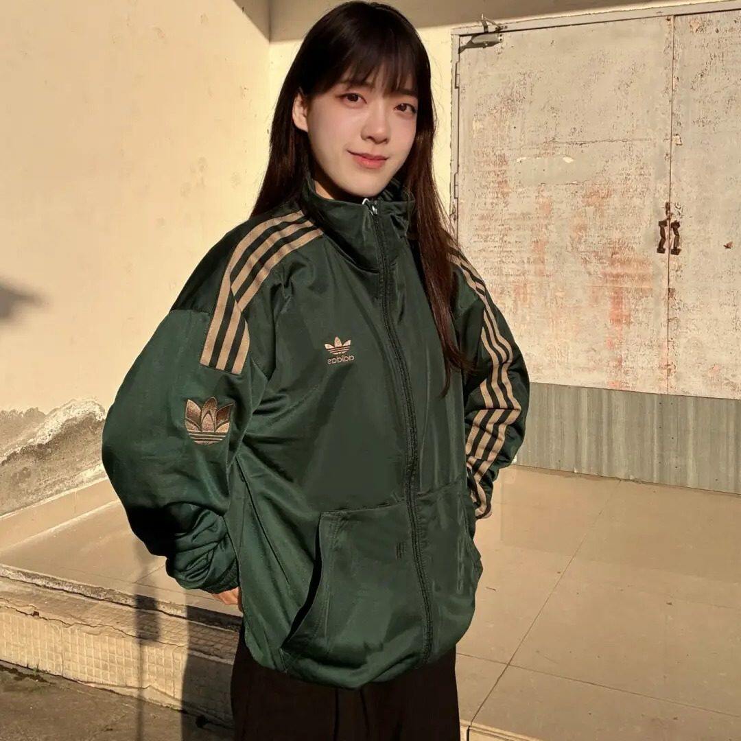 正品adidas阿迪达斯外套男女情侣2026新款复古运动上衣夹克KV8855