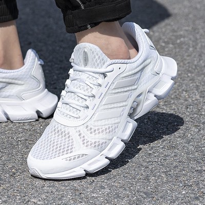 阿迪达斯男鞋清风运动鞋