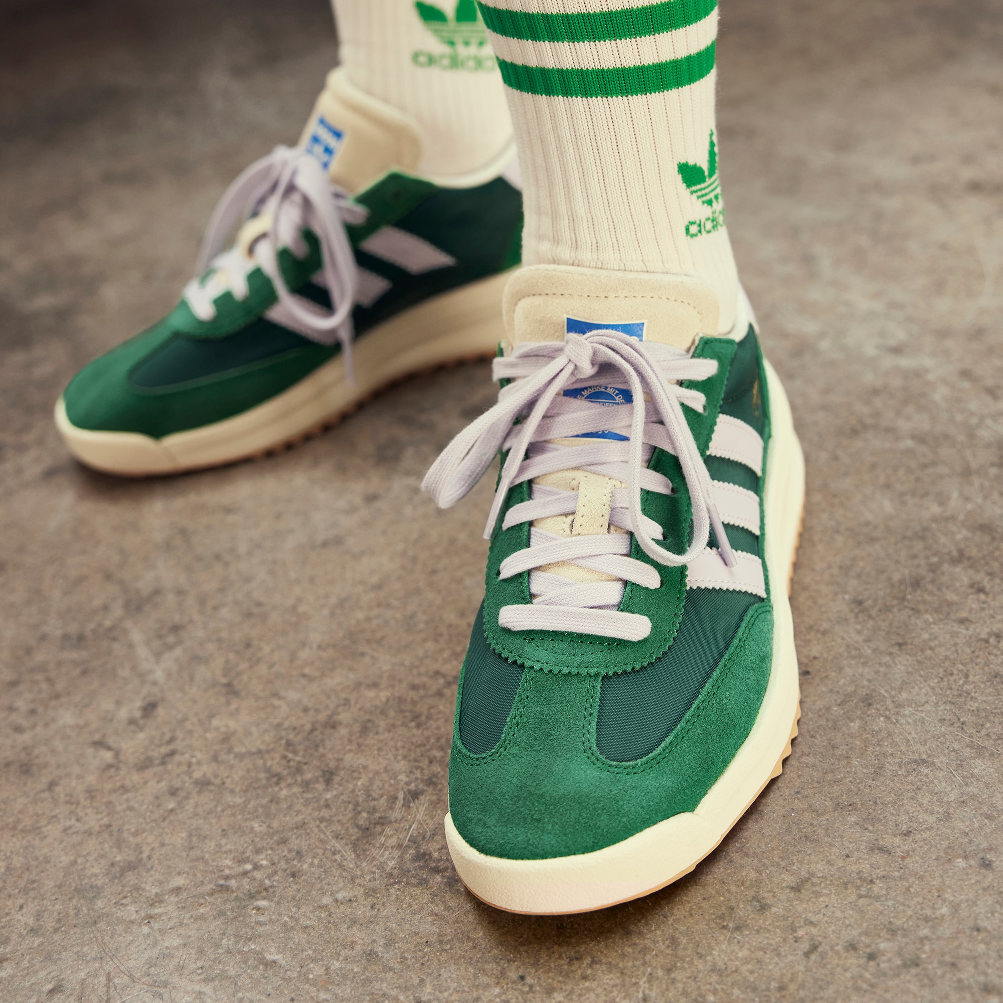 【清仓】adidas阿迪达斯正品三叶草女鞋运动鞋厚底休闲鞋IH7993