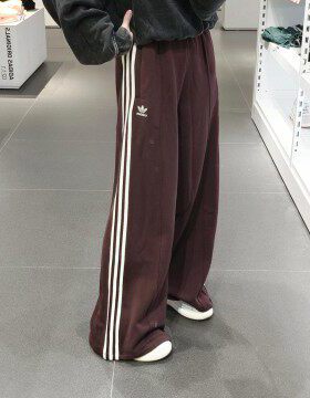 adidas阿迪达斯三叶草运动裤女士新款松紧腰直筒显瘦休闲裤JX2806