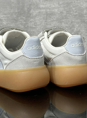 「T头鞋」adidas阿迪达斯小童流光风板鞋 BARREDA DECODE JR0771