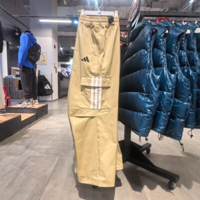 Adidas阿迪达斯男裤2026新款宽松运动工装多口袋伞兵裤长裤KF5182