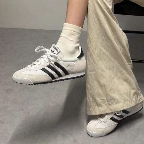 官方正品Adidas三叶草复古休闲鞋