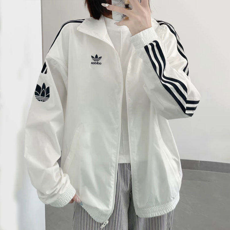 Adidas阿迪达斯三叶草防风衣女新款薄款梭织夹克立领复古宽松外套