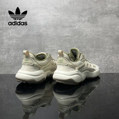 正品三叶草运动鞋男女款户外跑鞋