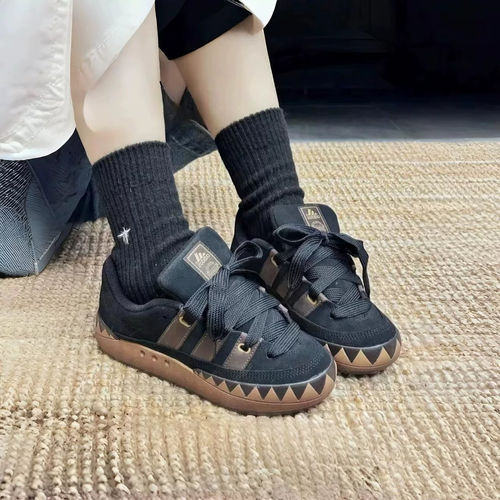 阿迪达斯正品复古鲨鱼板鞋男女
