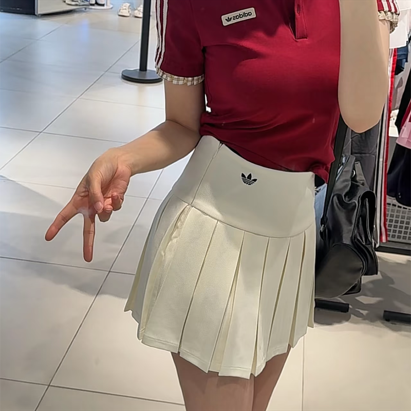 Adidas阿迪达斯三叶草运动短裙女学院风休闲百搭高腰百褶裙KG8258
