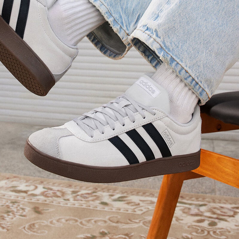 阿迪达斯男女鞋复古休闲
