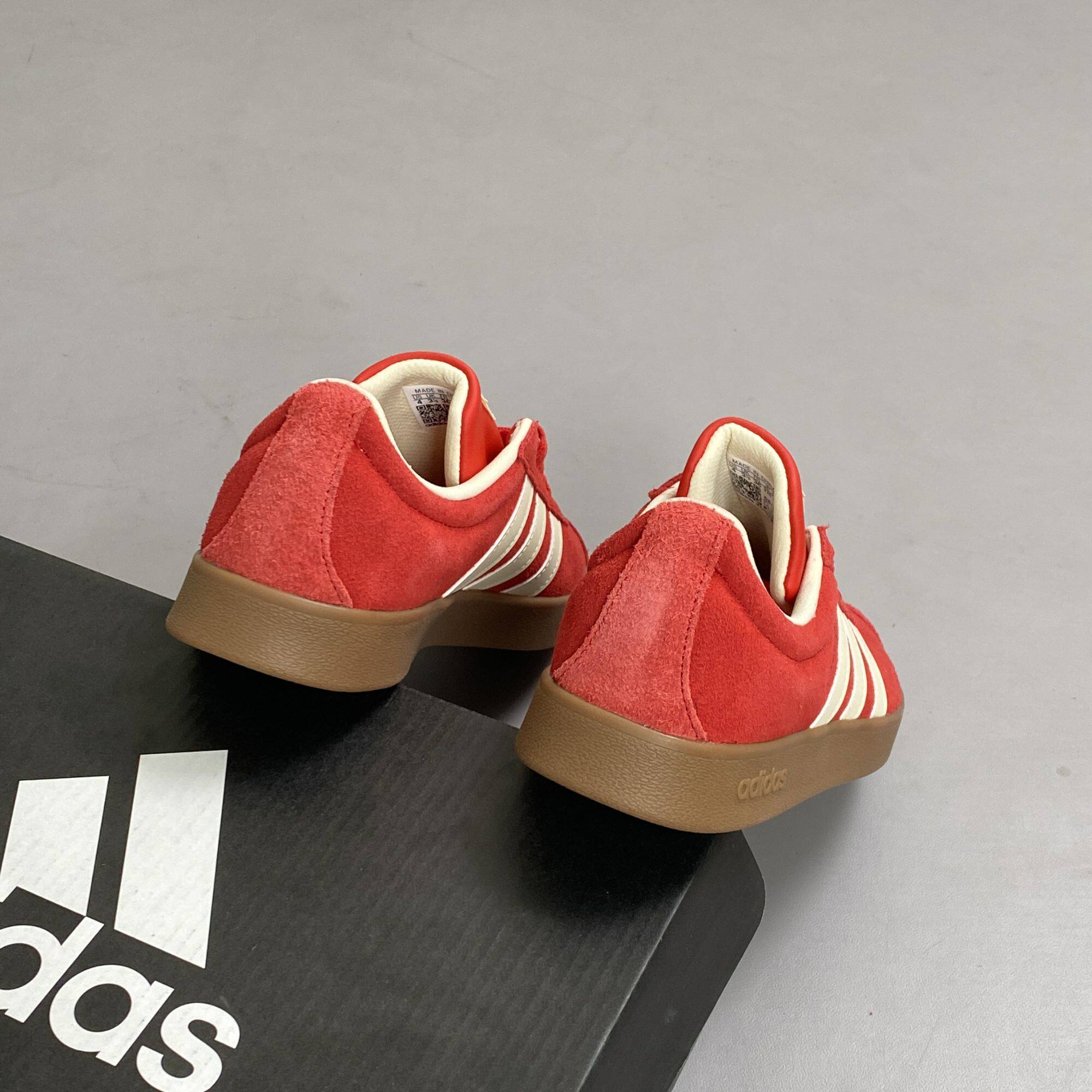 adidas/阿迪达斯正品情侣同款复古时尚百搭潮鞋日常外出休闲板鞋