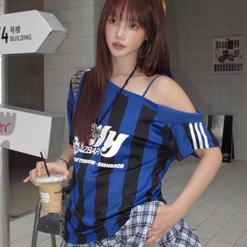 阿迪达斯三叶草复古露肩女T恤