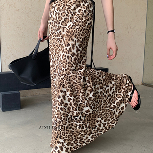 A1535 复古气质性感豹纹显瘦垂感长裙半身裙 AIXILI爱西里 秋季