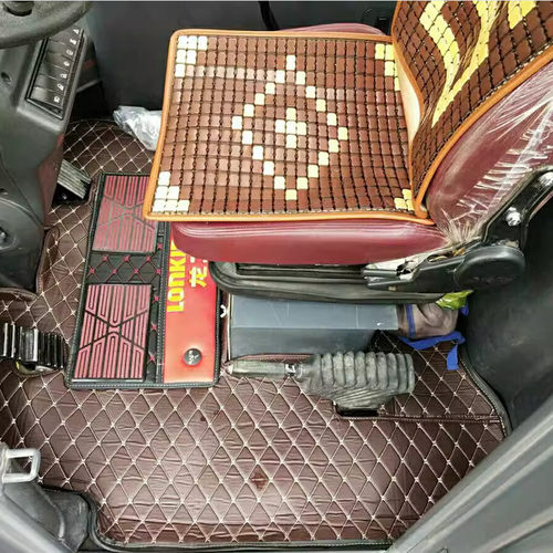定制龙工装载机铲车驾驶室脚垫