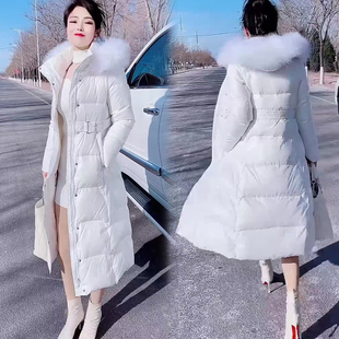 羽绒服2024修身保暖韩版长款时尚常规连帽过膝超大毛领收腰新款潮