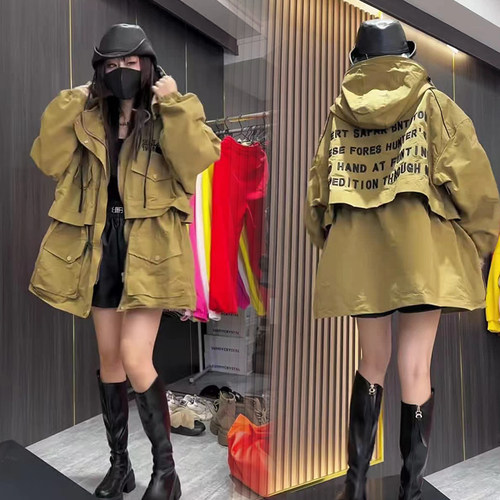 潮山系机能工装运动休闲夹克