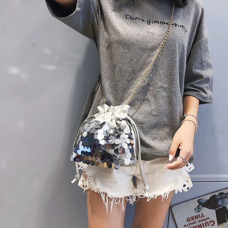 仙女迷你小包包女2020夏天新款潮韩版百搭斜挎单肩链条亮片水桶包在类目 箱包皮具/热销女包/男包, 女士包袋中 - 来自Buy2taobao.com提供专业的淘宝代购服务