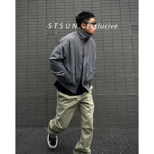 STS多活褶短版宽松立领防风夹克