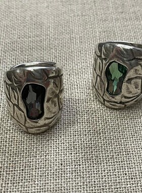 西班牙UNOde50水晶戒指