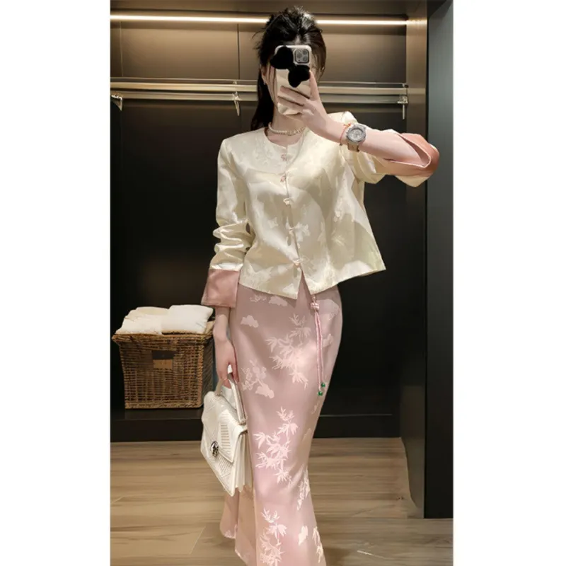 新中式穿搭套装女2024新款春季国风唐装盘扣上衣显瘦半身裙两件套