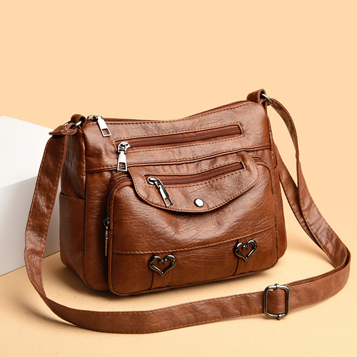 中老年人女包包2025新款大容量单肩斜挎包轻便背包中年妈妈软皮包