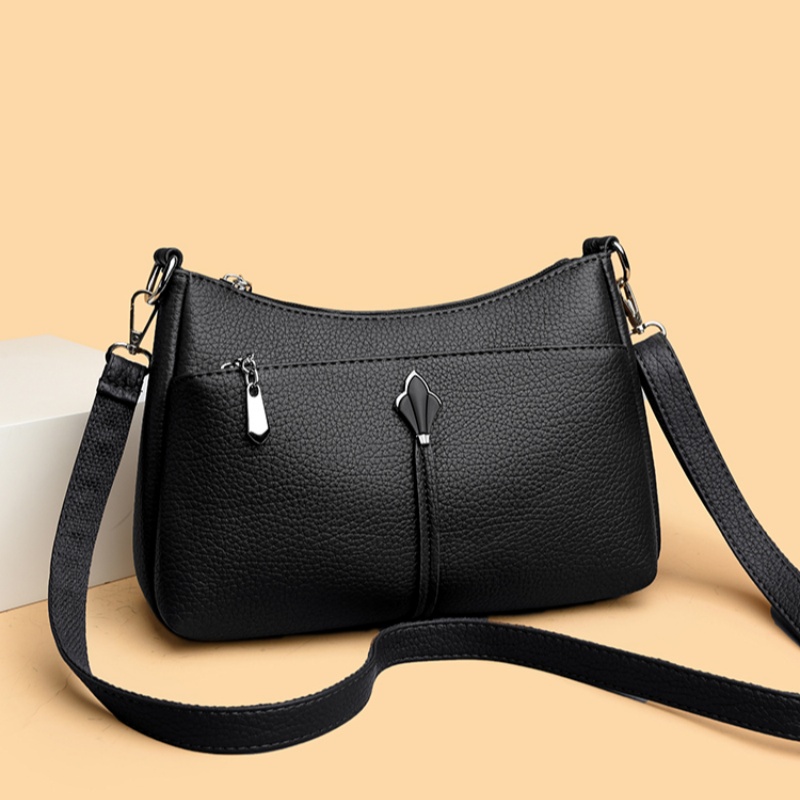 女包2025秋冬新款软皮大容量妈妈轻便个性多隔袋单肩斜挎包腋下包