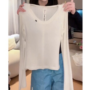 纯色简约款 微透性感修身 圆领上衣t恤2025南油秋季 新款 刺绣打底衫