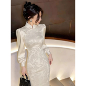 旗袍女新中式 气质轻奢高端独特漂亮掐腰白色提花连衣裙春 2026春季