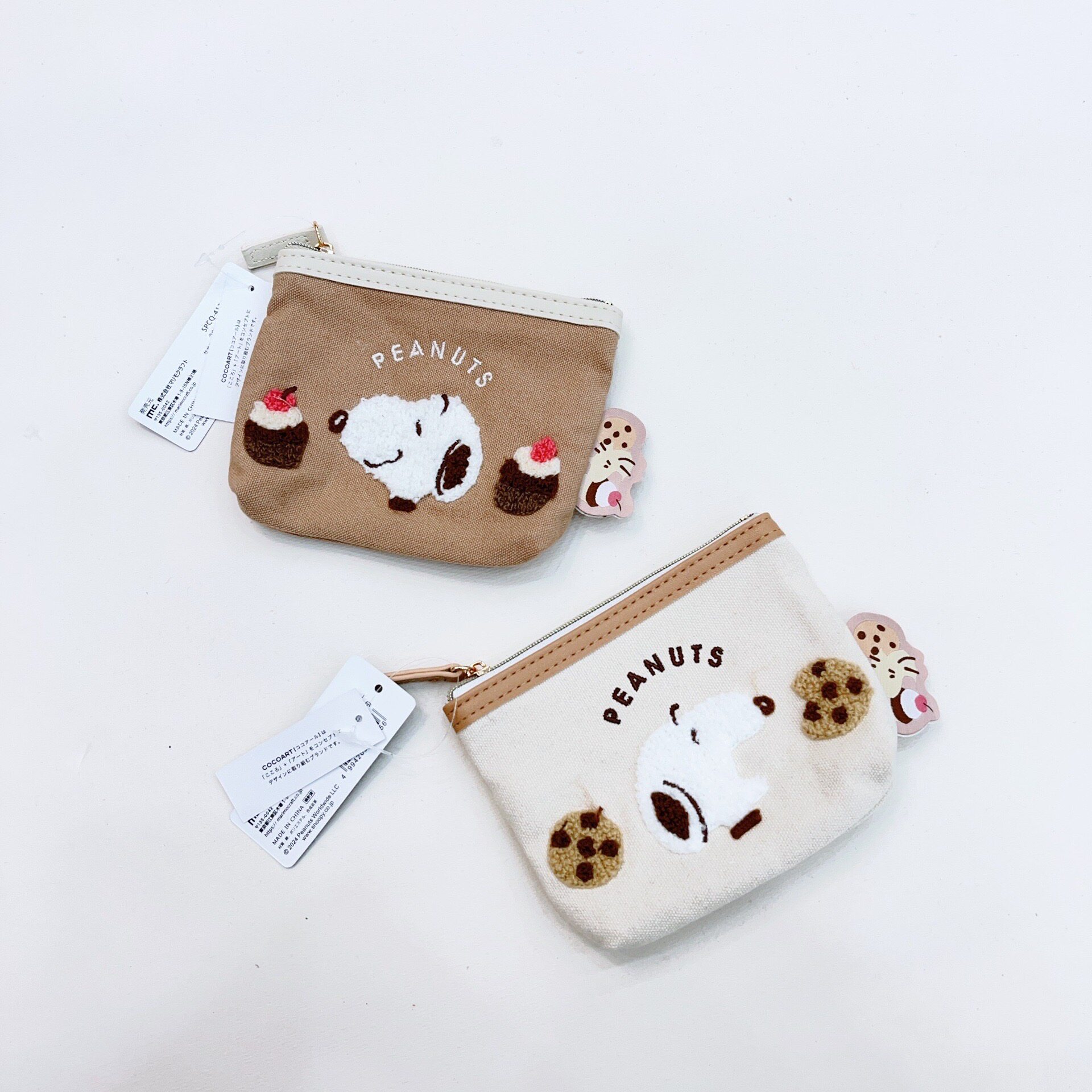 可爱史努比曲奇小蛋糕毛绒刺绣纸巾收纳卡包卡通帆布笔袋化妆包