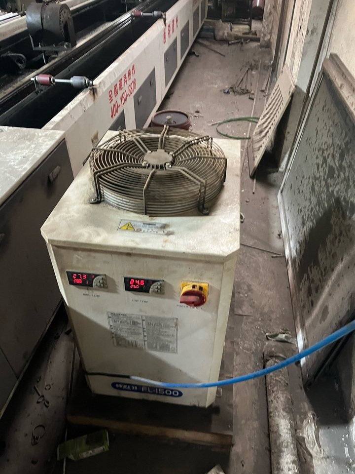 1月26日东莞配件公司激光机两台网络拍卖公告