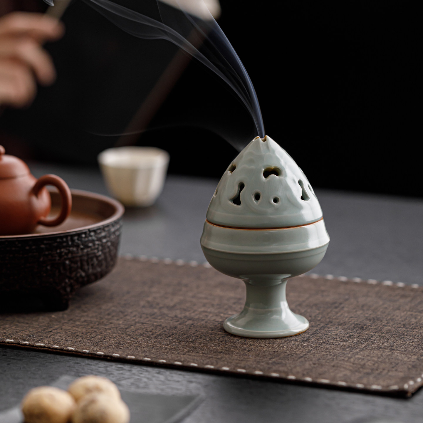 三点水天青博山香炉香器摆件