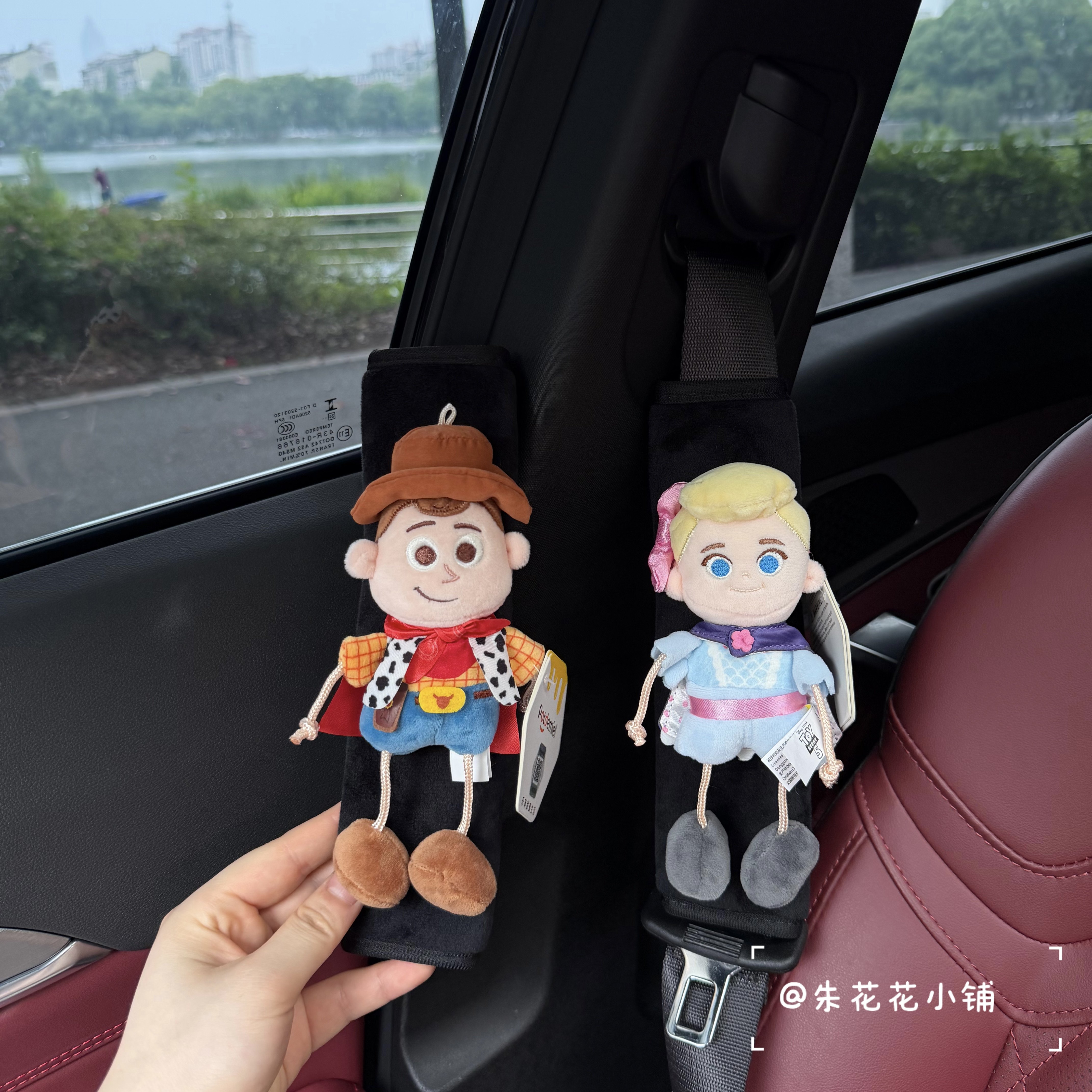 正版玩具总动员胡迪牧羊女汽车安全带护肩套防勒车内装饰新车礼物
