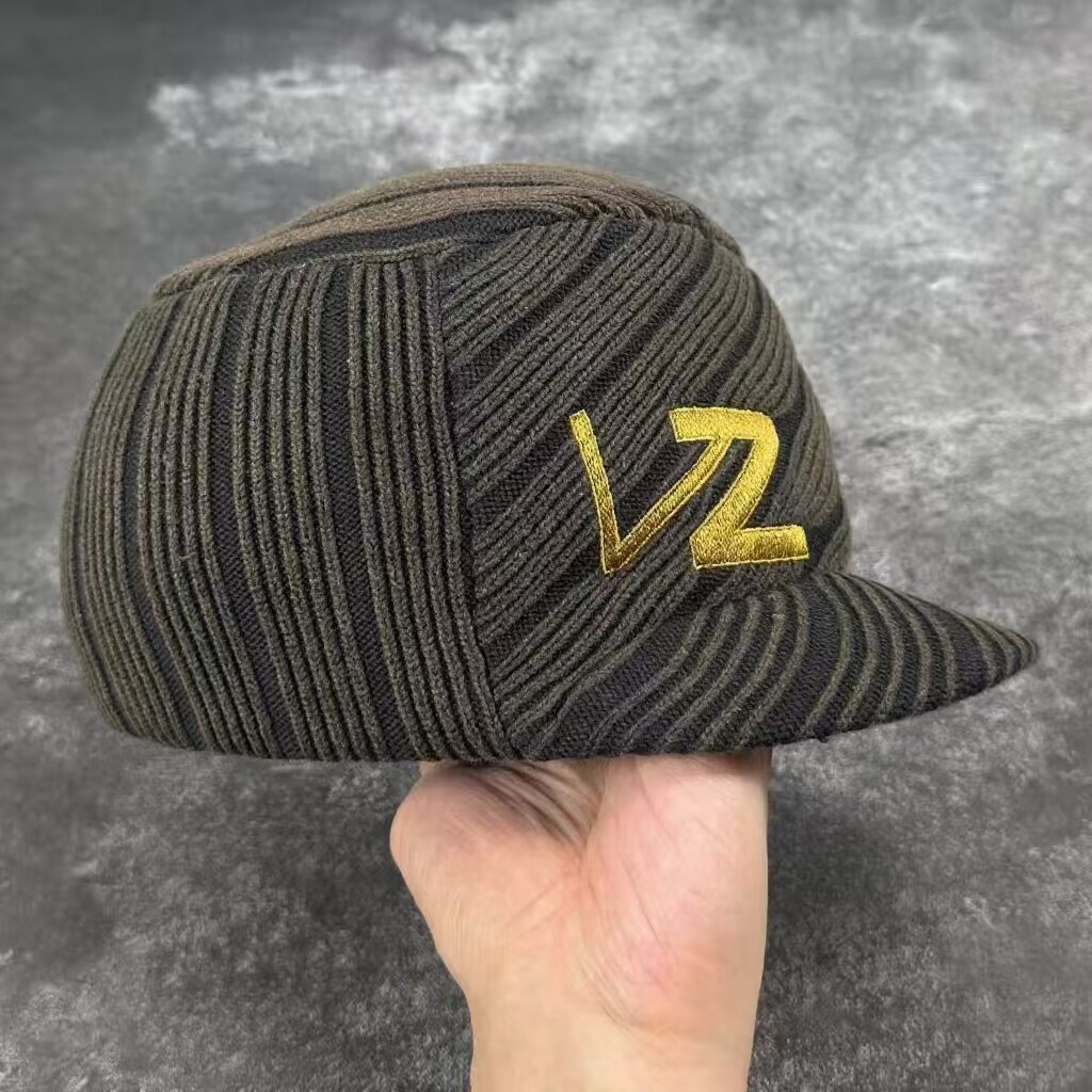 Joker严选 VonZipper 棕色全棉毛线短檐平顶鸭舌帽 Mabntder