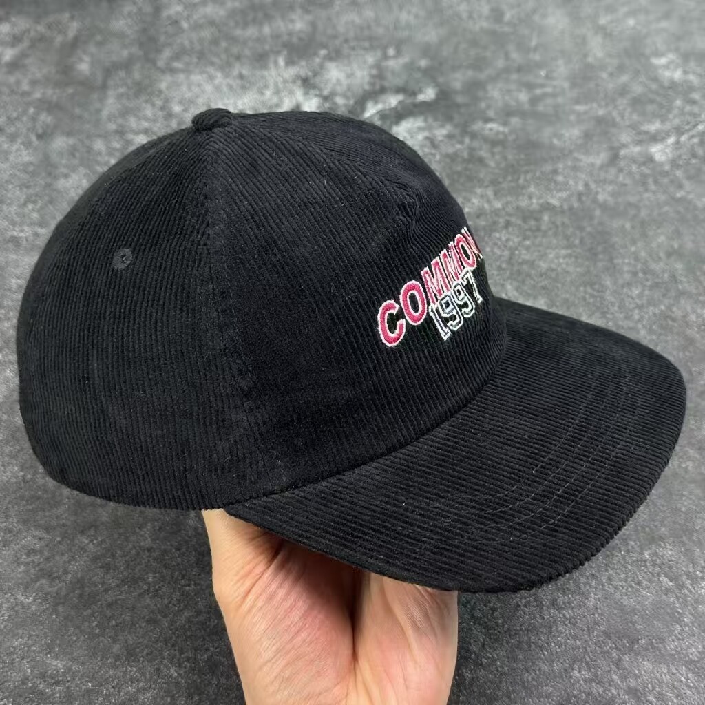 Joker严选Common Need 黑色全棉灯芯绒软顶略微弯沿棒球帽