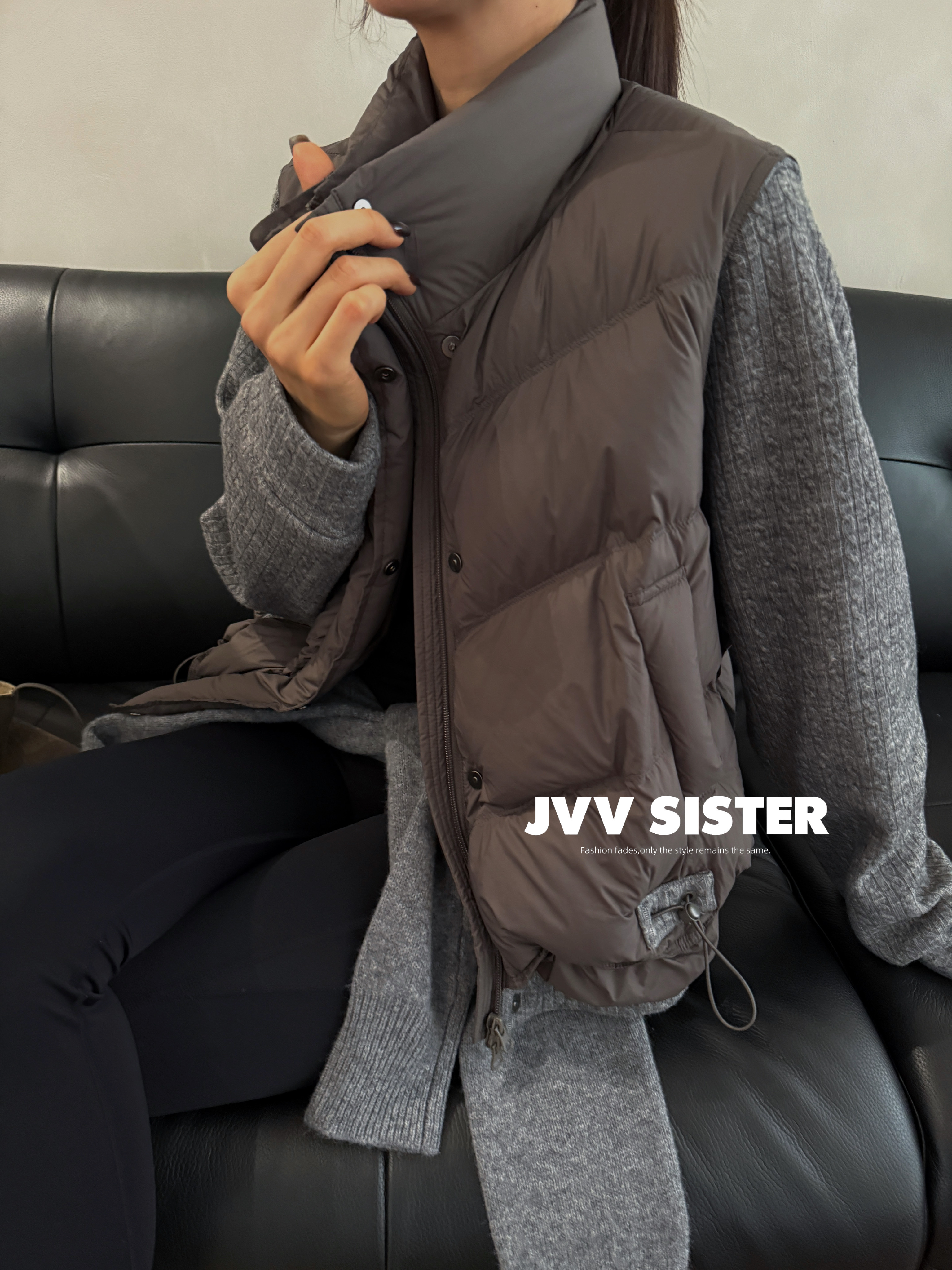JVV时尚百搭宽松休闲立领羽绒服女2026秋冬新款羽绒73076