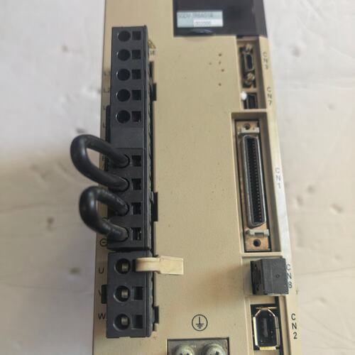 驱动器SGDV-7R6A01A002000SGDV-1R6A01A002000SGDV-2R8A01A002000